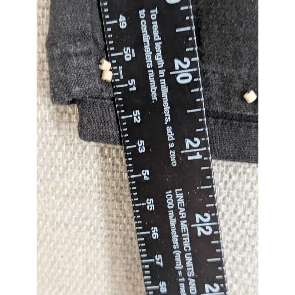 Erika Linen Capris Pants Size Medium Black Embroidered Beaded -0925F39 - Picture 5 of 7